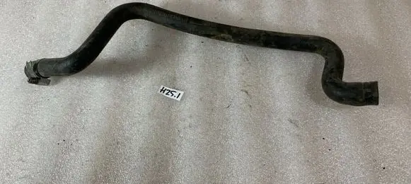 Mercedes-Benz E W124 Engine coolant pipe/hose 1248322794