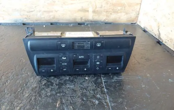 Audi A6 S6 C5 4B Climate control unit 4B0820043K