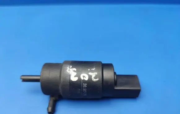 Mercedes-Benz C W203 Windscreen/windshield washer pump S203