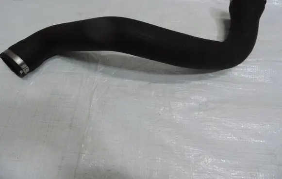 Ford Mondeo MK V Intercooler hose/pipe 