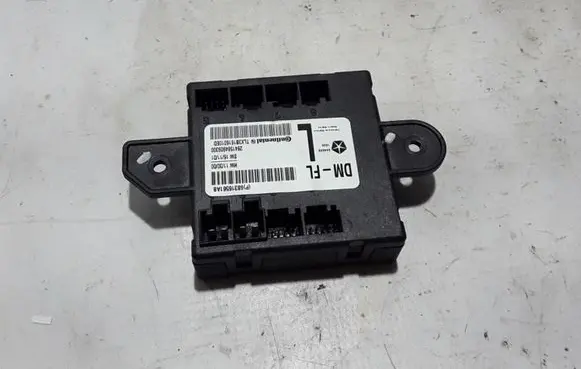 Chrysler Pacifica Door control unit/module 68316561AB