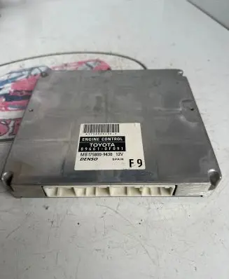 Toyota Corolla Verso AR10 Engine control unit/module 896610F091