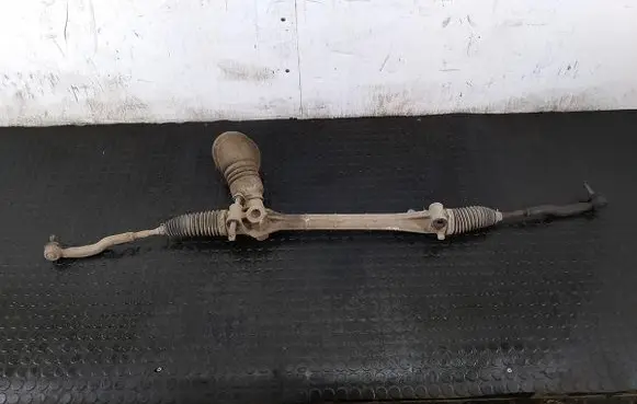 Toyota Auris 150 Steering rack F80000092