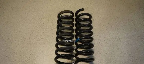 Mercedes-Benz SLK R172 Rear coil spring