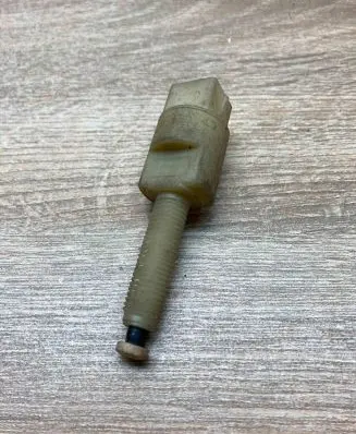 Audi A6 S6 C5 4B Brake pedal sensor switch 4A0945515A