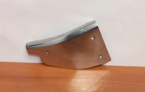 Mercedes-Benz E A207 Front door glass trim molding A2077220128 5347