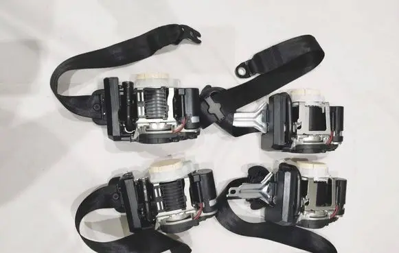 Audi e-tron Front seatbelt 4KE857805D 34059177 0908983V