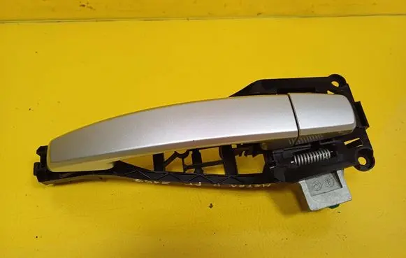 Opel Astra H Rear door exterior handle