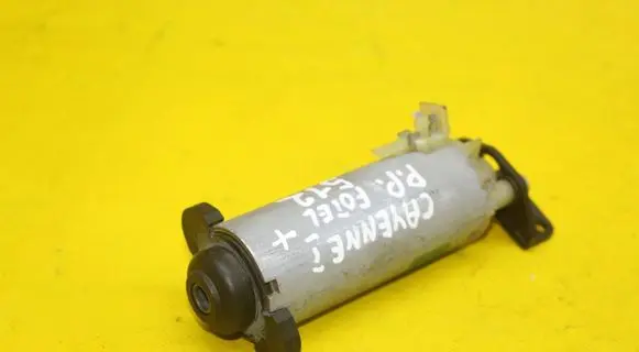 Porsche Cayenne (9PA) Seat adjustment motor 0130002530