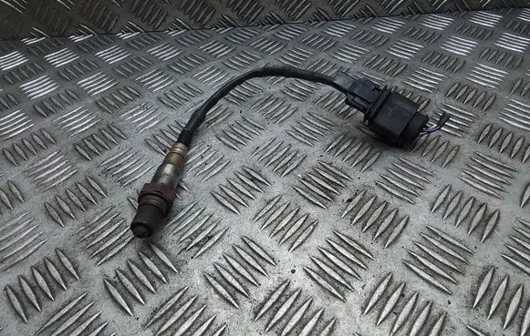 Volkswagen PASSAT B6 Lambda probe sensor 03G906262 03G906262B