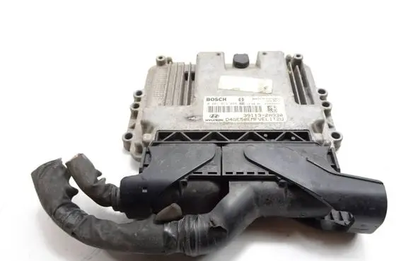 Hyundai i30 Engine control unit/module 391132A930 0281019084 1039S59681