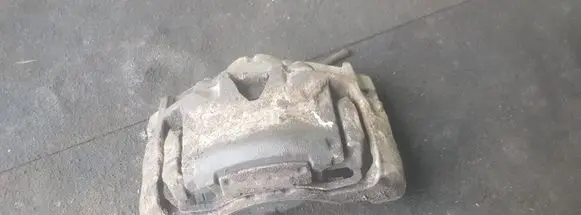 Volvo XC70 Front brake caliper 945