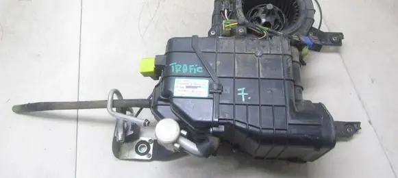 Renault Trafic II (X83) Interior heater climate box assembly 8200006922