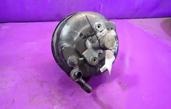 Audi A4 S4 B6 8E 8H Master brake cylinder