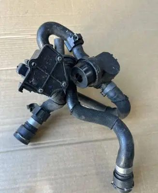 Audi A4 S4 B8 8K Engine coolant pipe/hose 8K1819350AT 8K0965561A