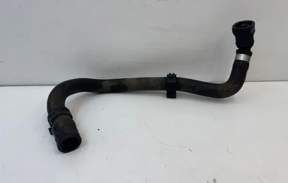 Volvo XC90 Engine coolant pipe/hose 31474505