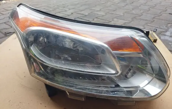 Citroen C3 Picasso Headlight/headlamp 9681806180