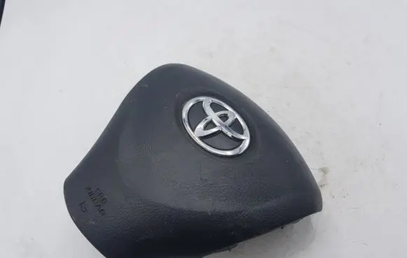 Toyota Auris 150 Steering wheel airbag 4513002290B0