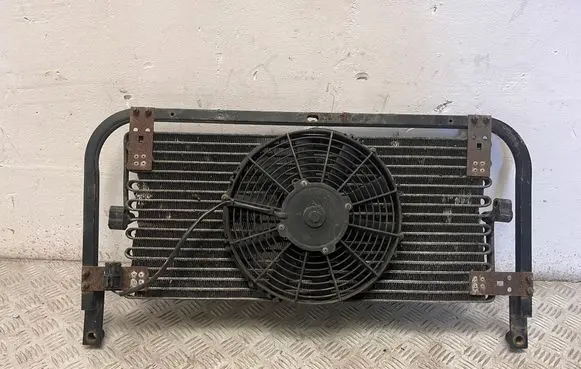 Land Rover Defender A/C cooling radiator (condenser) 