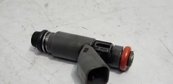Jeep Cherokee Fuel injector 53013656AA