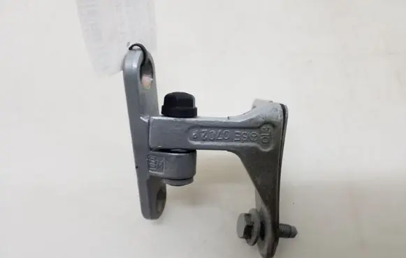 Mercedes-Benz S W221 Front door upper hinge A2217200937