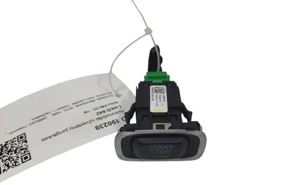 Volvo V40 Engine start stop button switch 31394114 10090125