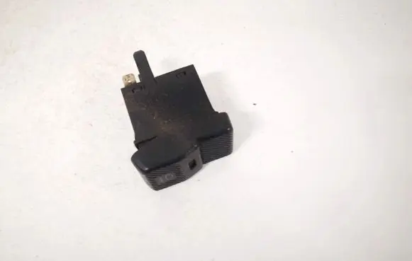 Fog light switch