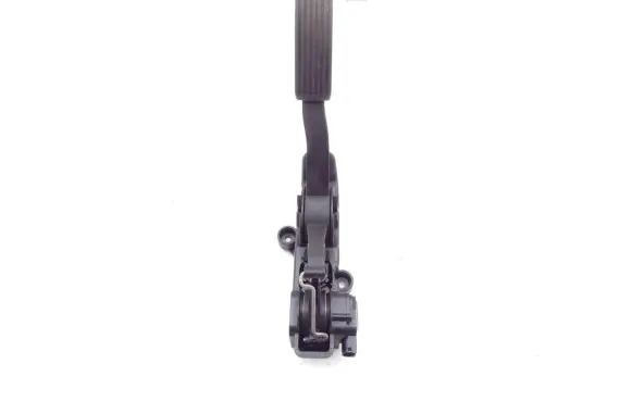 Mercedes-Benz A W169 Accelerator throttle pedal A1693000104
