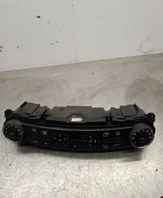 Mercedes-Benz E W211 Climate control unit 2118300385 00074702