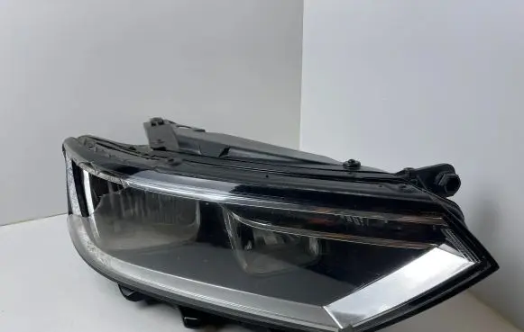 Volkswagen PASSAT B8 Headlight/headlamp 3G1941006B 90049911 X601VF20FF2