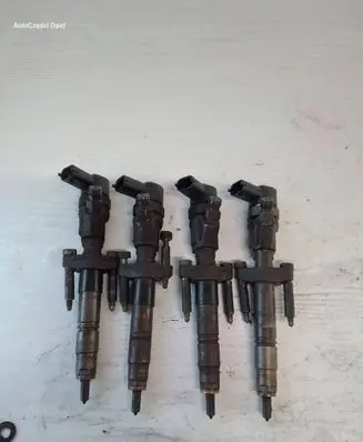 Renault Master II Fuel injectors set 0986435170 8201534858