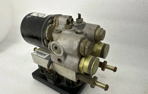 Ford Galaxy ABS Pump 7M0907379 10094503013 7m0614111b