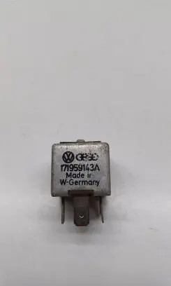 Volkswagen PASSAT B3 Other relay 171959143A