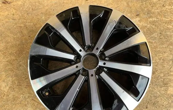 Mercedes-Benz B W247 R19 alloy rim A2474013100