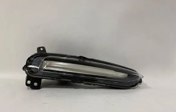 BMW i3 Front indicator light 5A3DE38 63115ADE3801