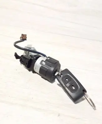 Peugeot 3008 I Ignition lock 36410600