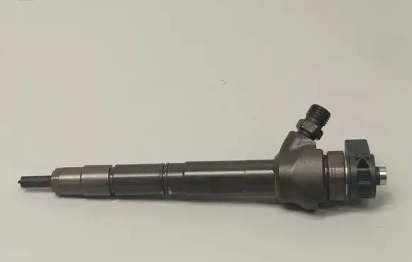 Skoda Octavia Mk3 (5E) Fuel injector 04L130277AK 0445100475