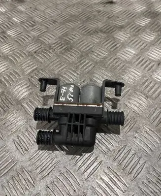 BMW X6 E71 Coolant heater control valve 6910544