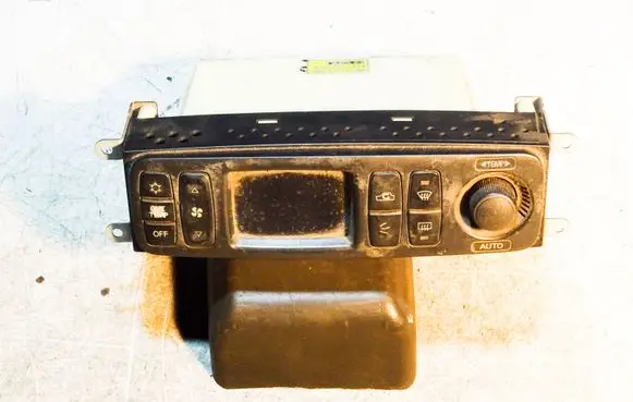 Mitsubishi Galant Climate control unit CAA502A040A