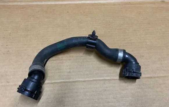 BMW X3 G01 Engine coolant pipe/hose 7535570