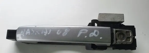 Nissan Qashqai Front door exterior handle