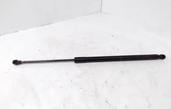 Mitsubishi Outlander Tailgate/trunk strut/damper 5802A479