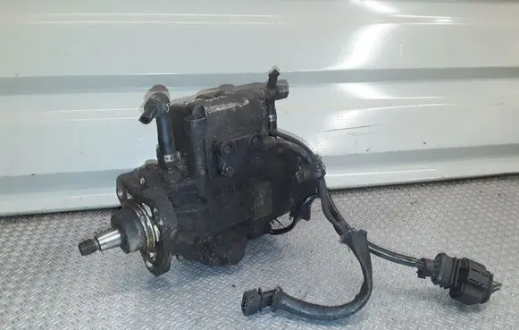 Fuel injection high pressure pump