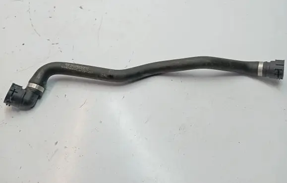 Mercedes-Benz E W213 Engine coolant pipe/hose A2135015900