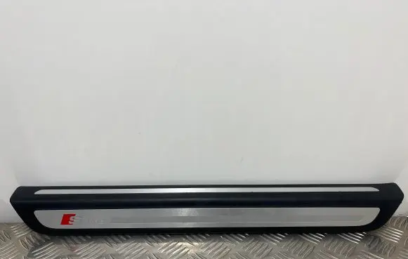 Audi Q5 SQ5 Front sill trim cover 8R0853374C