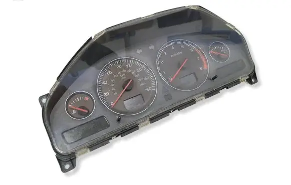 Volvo XC90 Speedometer (instrument cluster) 30746104