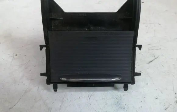 Ashtray (front)