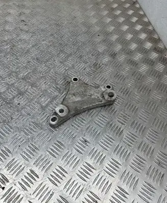 Nissan Qashqai+2 Gearbox mounting bracket F6048000 11253JD710