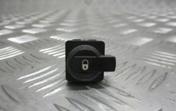 Citroen C4 I Central locking switch button 