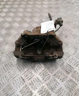Volkswagen PASSAT B5.5 Front brake caliper